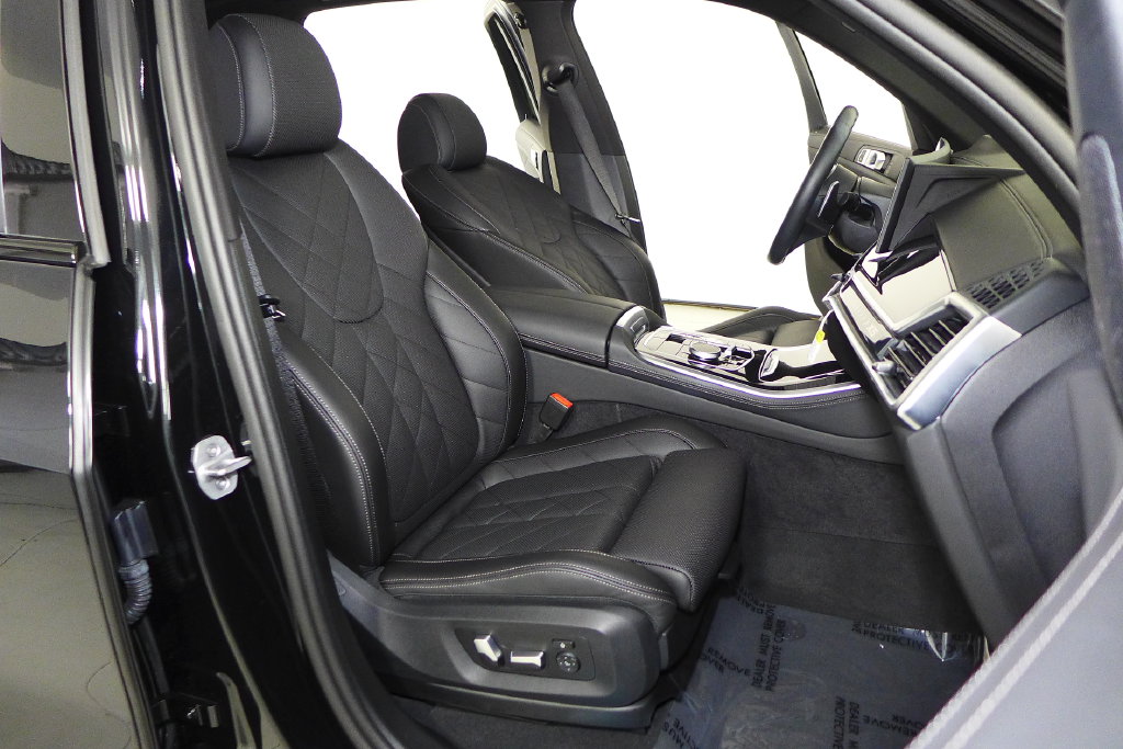Thumbnail: 2024 BMW X5 - 19