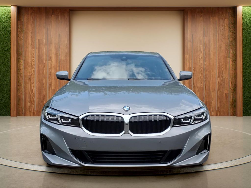 BMW3 Series2