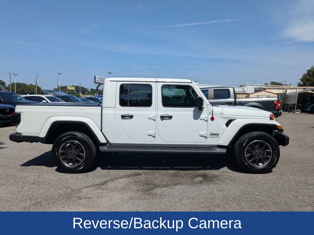 2022 Jeep Gladiator Overland