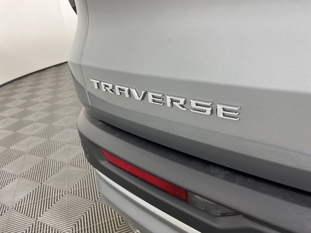 Thumbnail: 2026 Chevrolet Traverse - 21