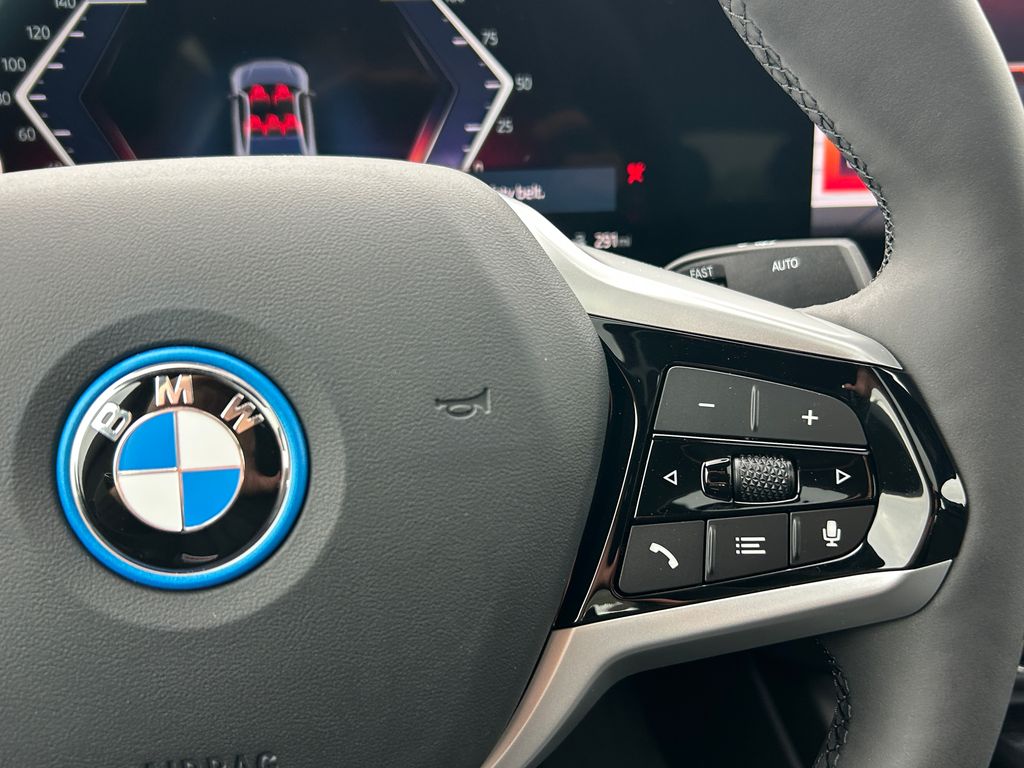 Thumbnail: 2026 BMW i4 - 20