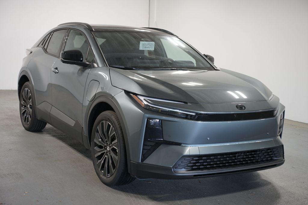 Thumbnail: 2026 Toyota C-HR - 3