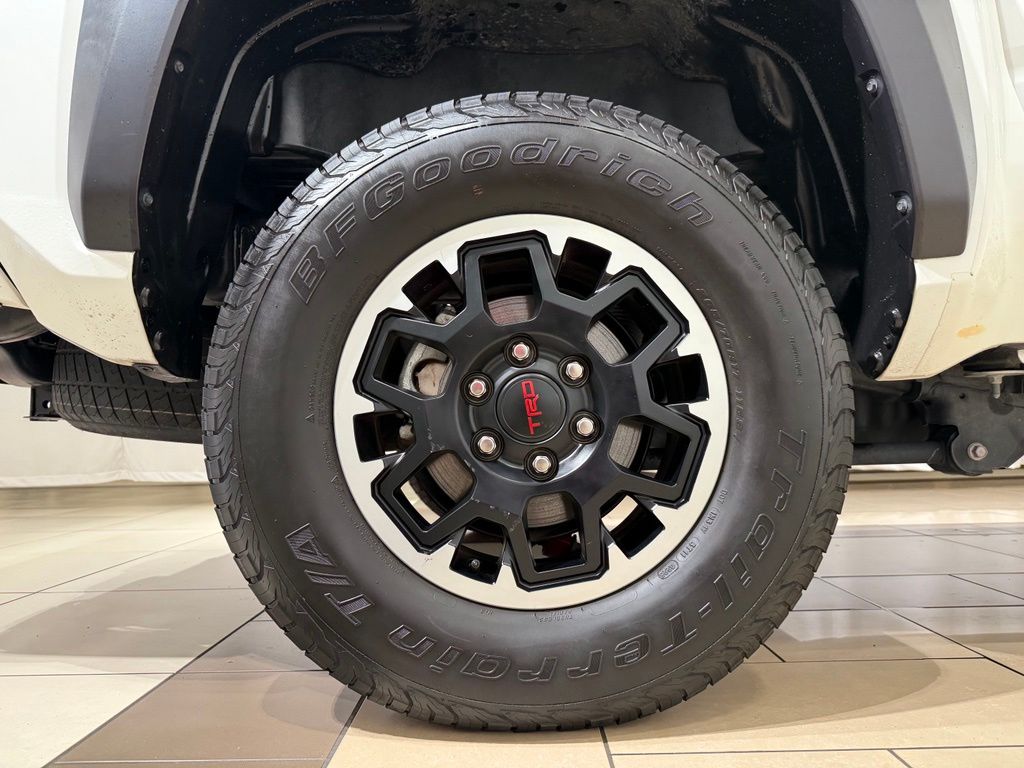 Thumbnail: 2025 Toyota Tacoma - 9
