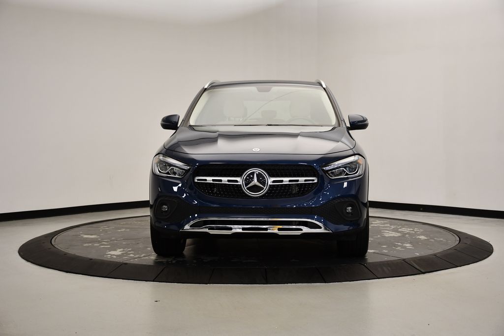 2021 Mercedes-Benz GLA 250 4MATIC 8