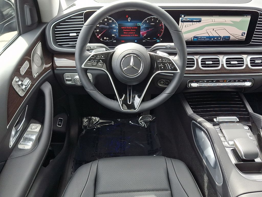 Thumbnail: 2026 Mercedes-Benz GLE - 7