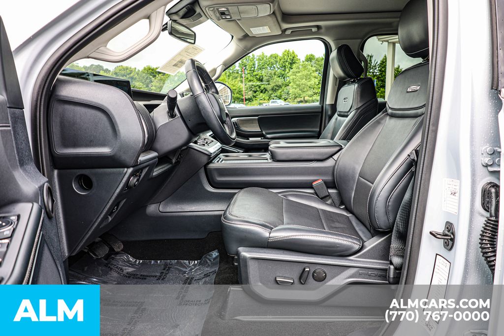 Used 2025 Silver Ford Platinum image 18