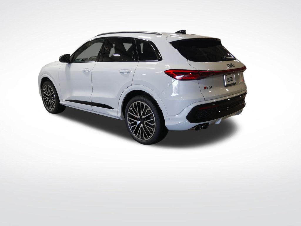 Thumbnail: 2026 Audi SQ5 - 3