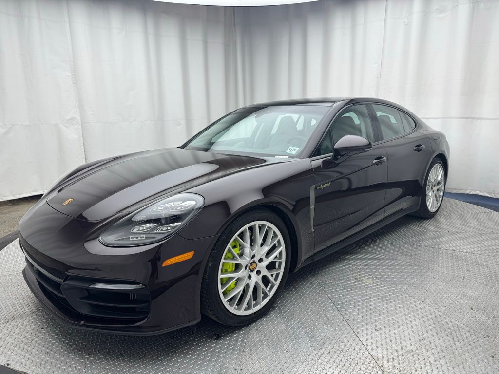 2022 Porsche Panamera 4 Hero Image
