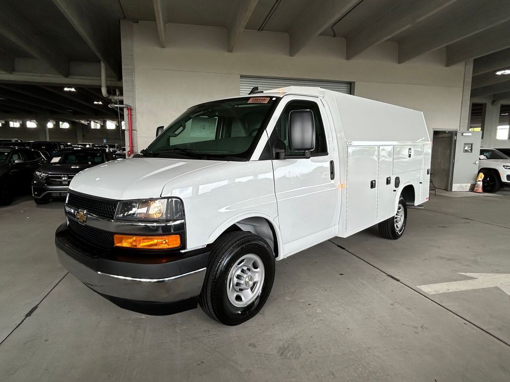 2026 Chevrolet Express 3500 Work Van