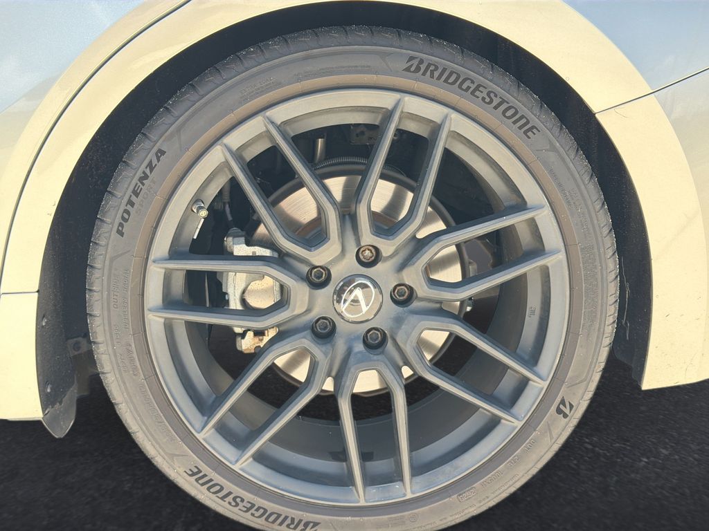 Thumbnail: 2022 Lexus IS - 31