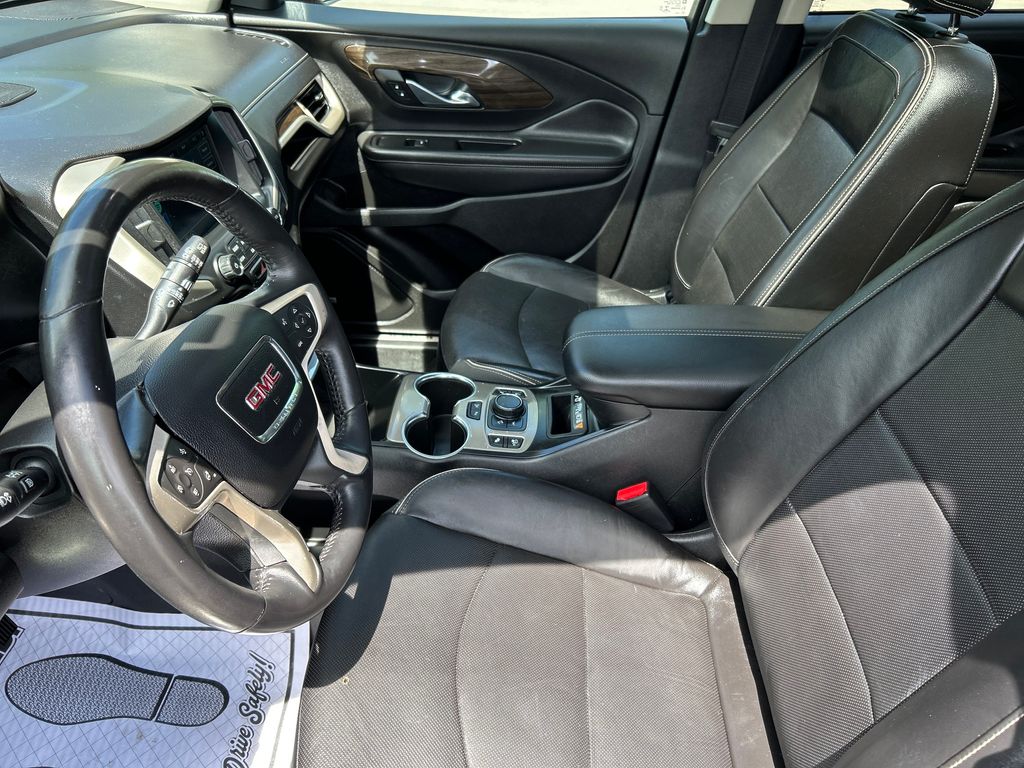 Certified Used 2018 Red GMC Denali image 12