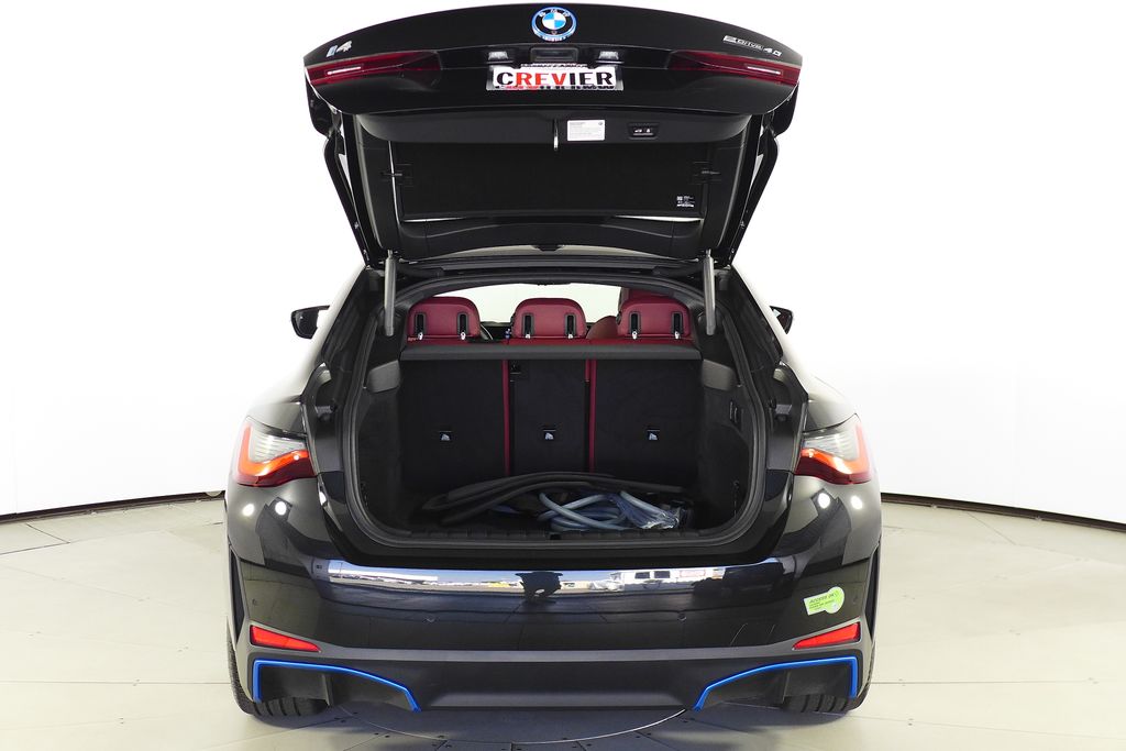 Thumbnail: 2023 BMW i4 - 10