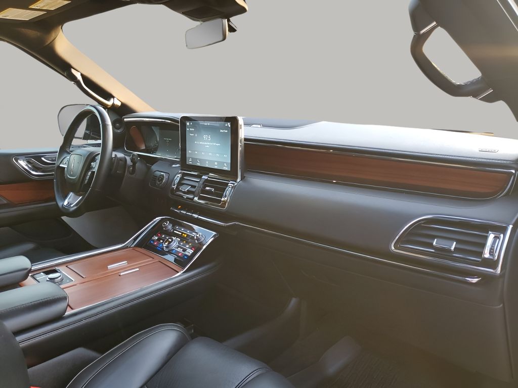 Used Car 2018 Lincoln Navigator L  Reserve For Sale Under $40,000 In Austin, Texas