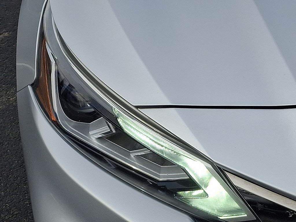 Thumbnail: 2020 Nissan Altima - 9