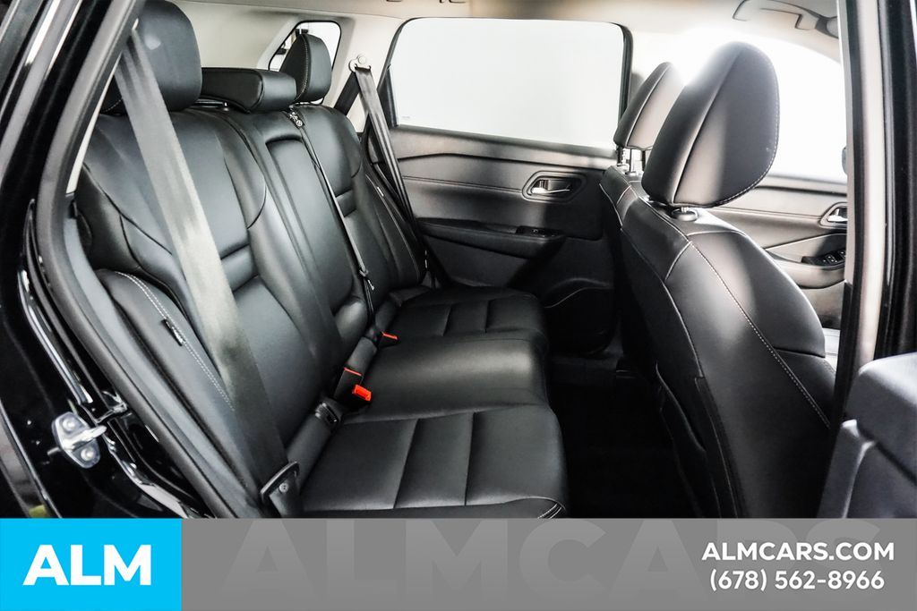 Used 2026 Black Nissan SL image 20