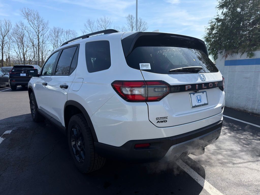 Thumbnail: 2026 Honda Pilot - 3