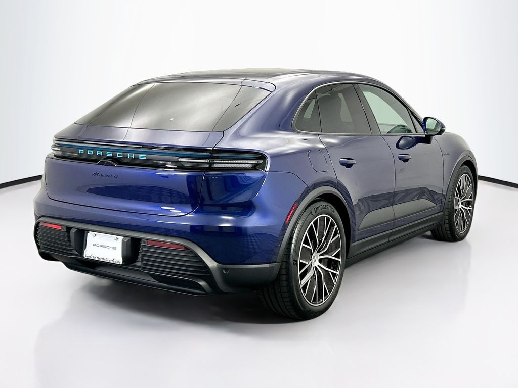 Thumbnail: 2025 Porsche Macan - 7
