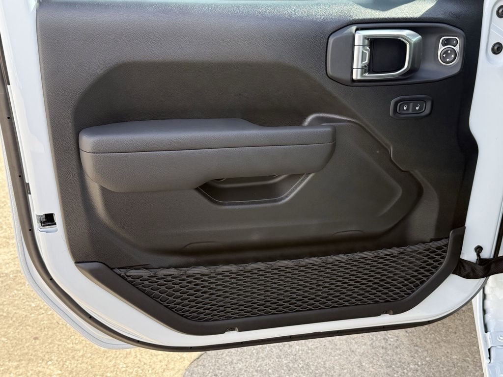 2026 Jeep Wrangler Sport S - 9