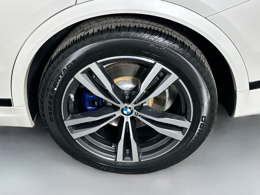Thumbnail: 2023 BMW X7 - 32