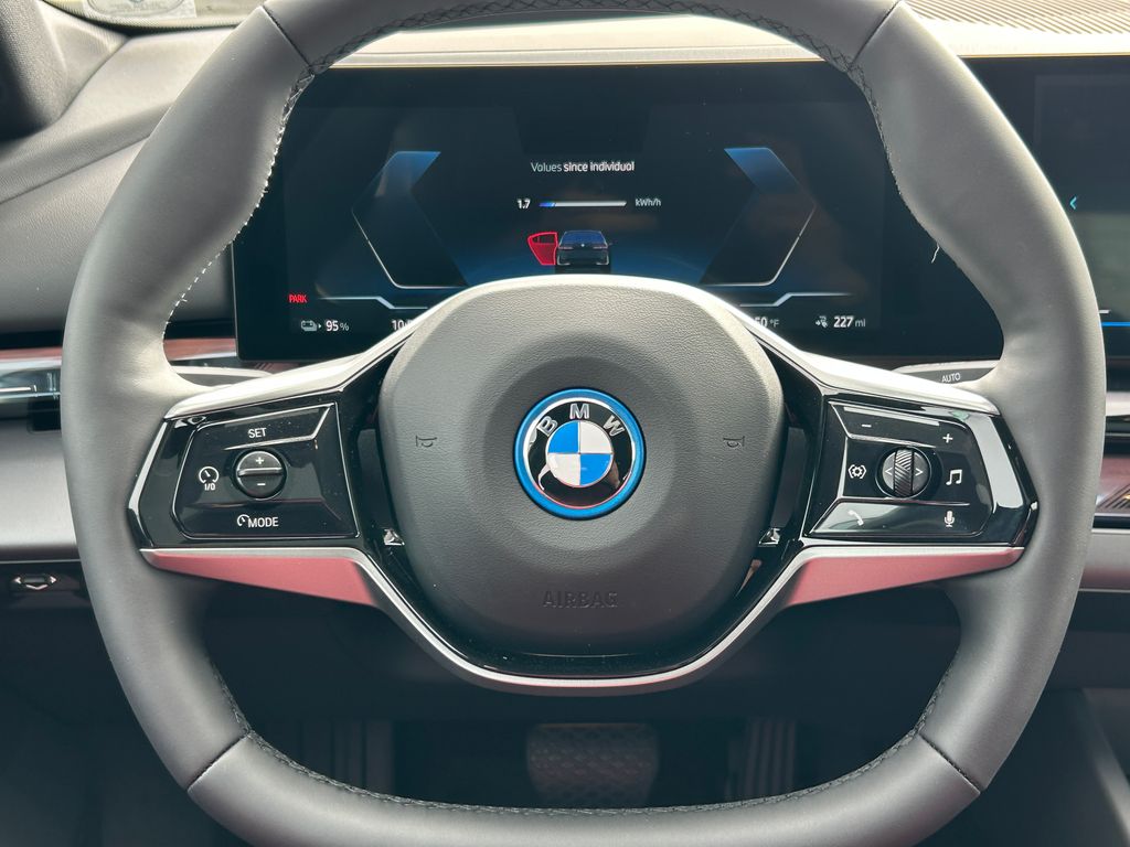 2025 BMW i5 xDrive40 19