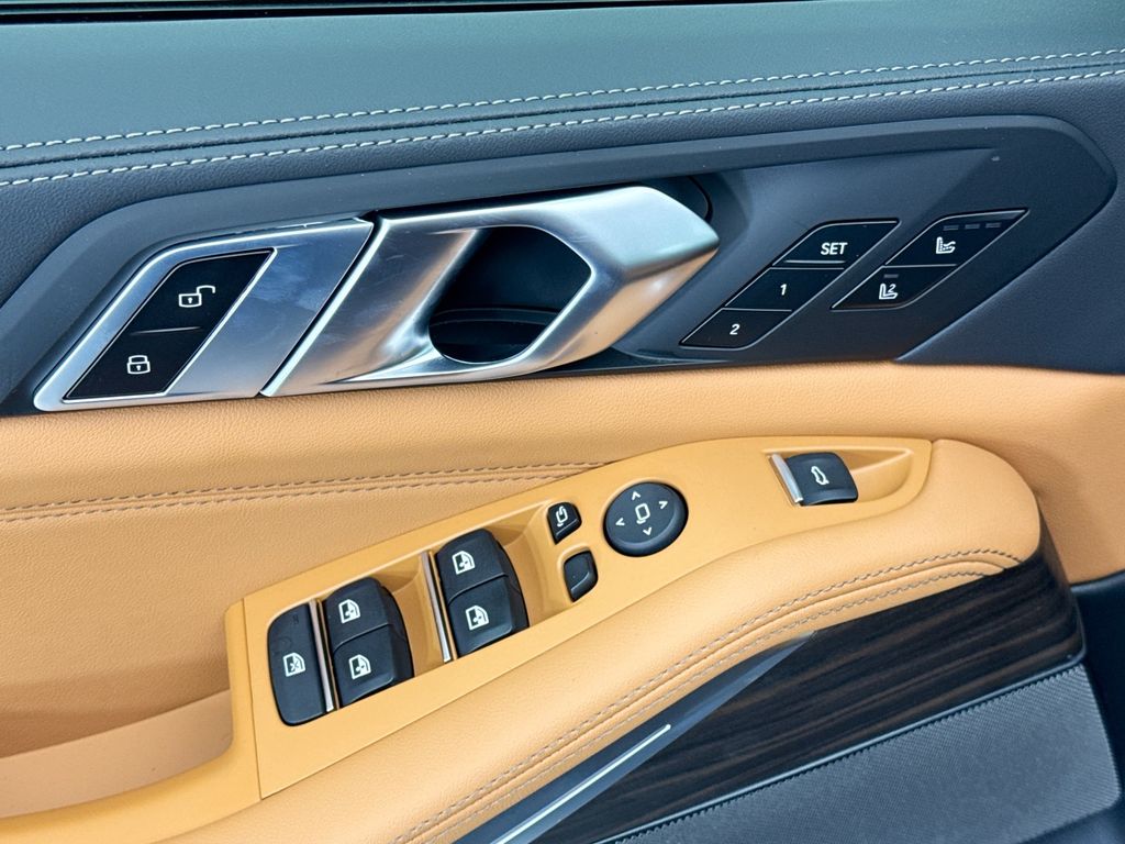 Thumbnail: 2026 BMW X5 - 22
