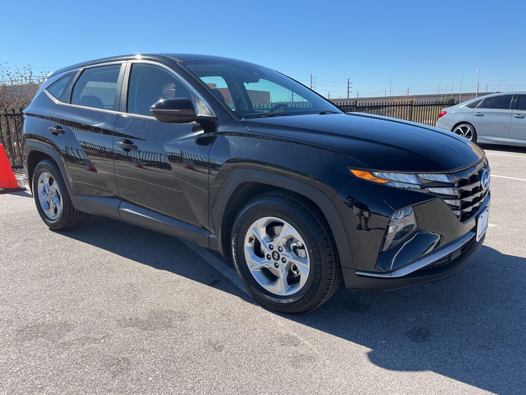 Thumbnail: 2022 Hyundai Tucson - 3