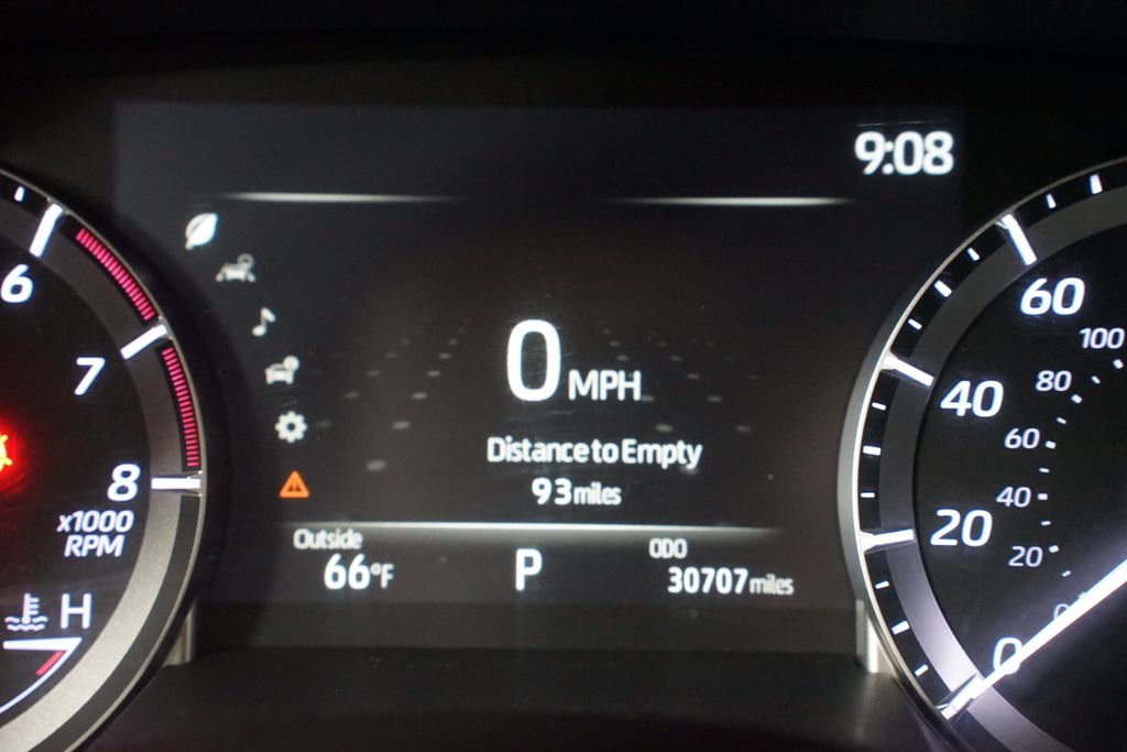 Thumbnail: 2023 Toyota Highlander - 16