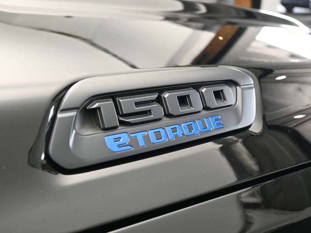 New 2026 Diamond Black Crystal Pearlcoat Ram Big Horn/Lone Star image 39