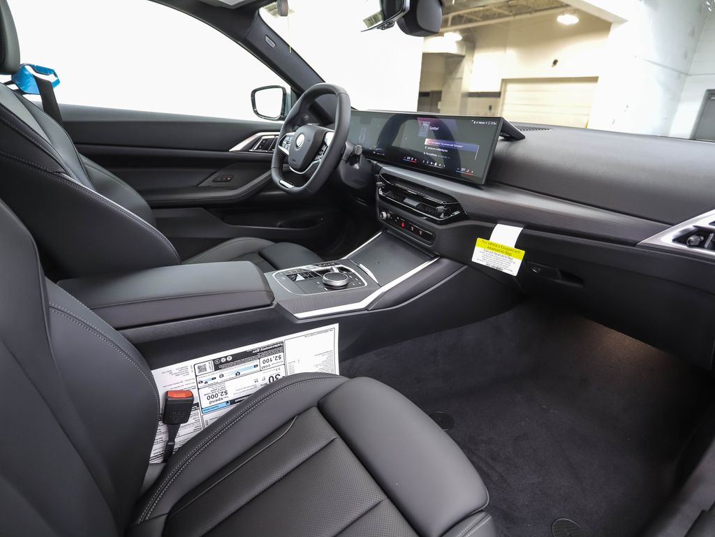 Thumbnail: 2026 BMW 4 Series - 24