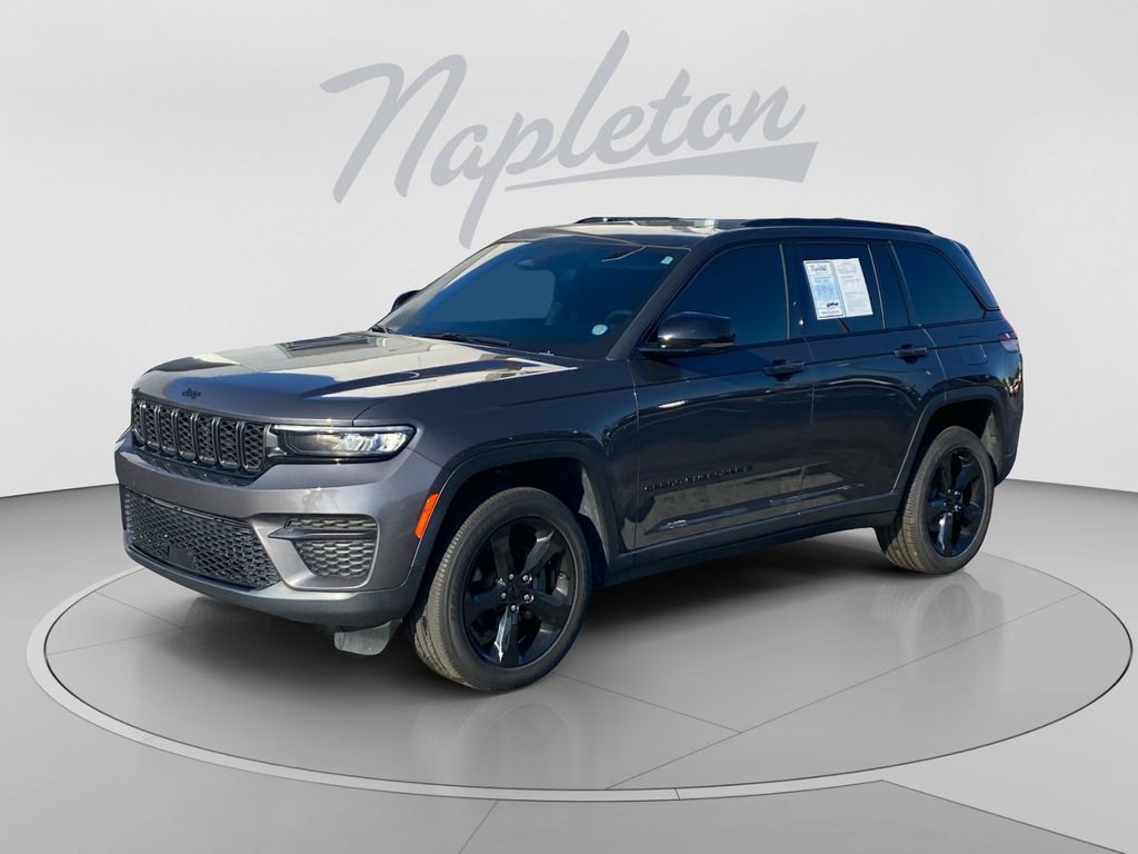 Baltic Gray Metallic Clearcoat 2023 Jeep Grand Cherokee SUV / Crossover Four-Wheel Drive 8-Speed Automatic