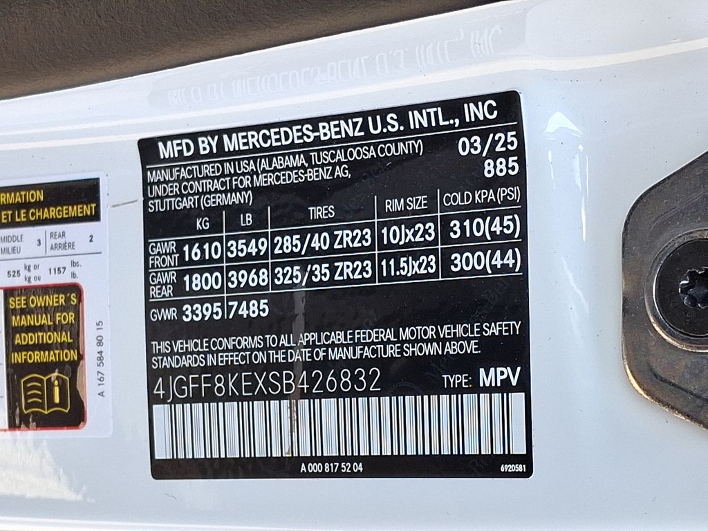 2025 Mercedes-Benz GLS 63 AMG 24