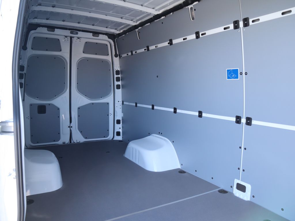Thumbnail: 2026 Mercedes-Benz Sprinter - 25