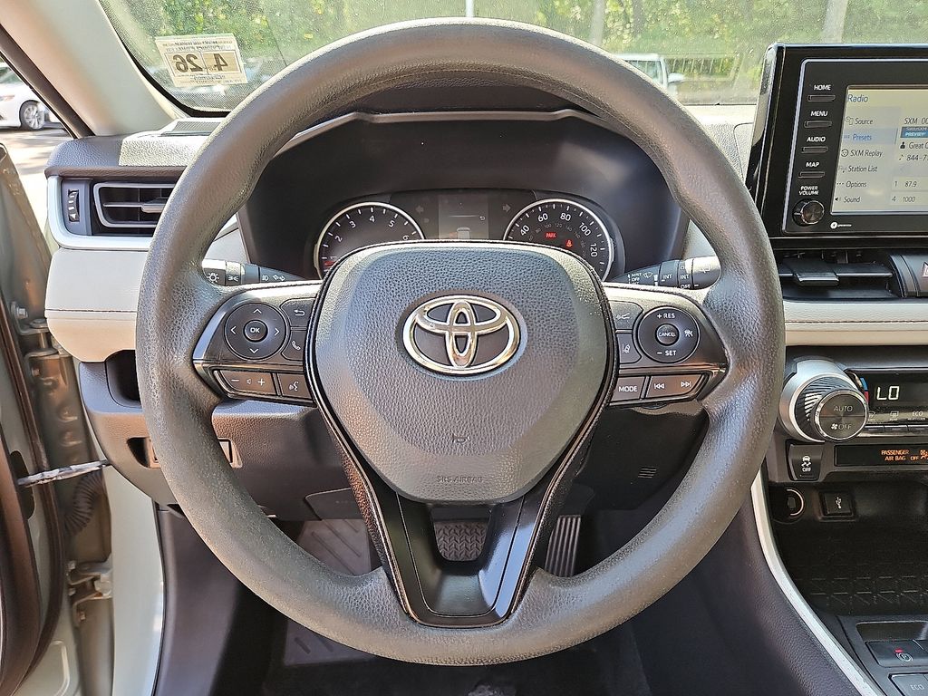 Thumbnail: 2021 Toyota RAV4 - 19