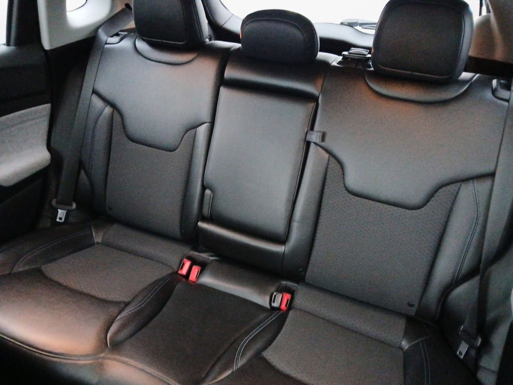 Used Car 2022 Jeep Compass  Latitude For Sale Under $20,000 In Austin, Texas