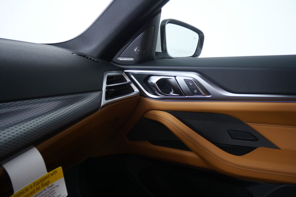 Thumbnail: 2026 BMW i4 - 26