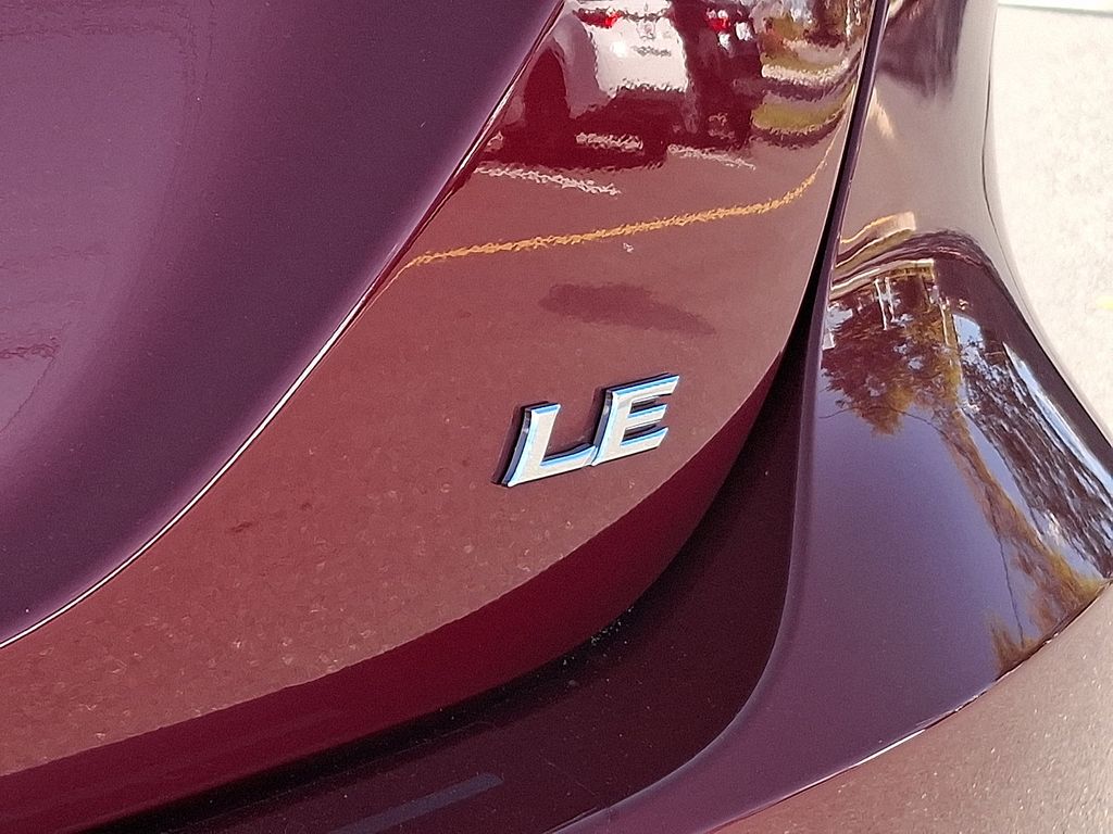 Thumbnail: 2021 Toyota Camry - 30