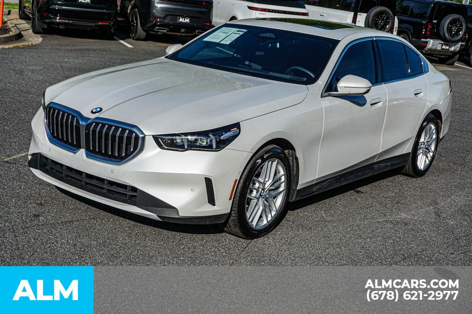Used 2025 White BMW 530i image 15