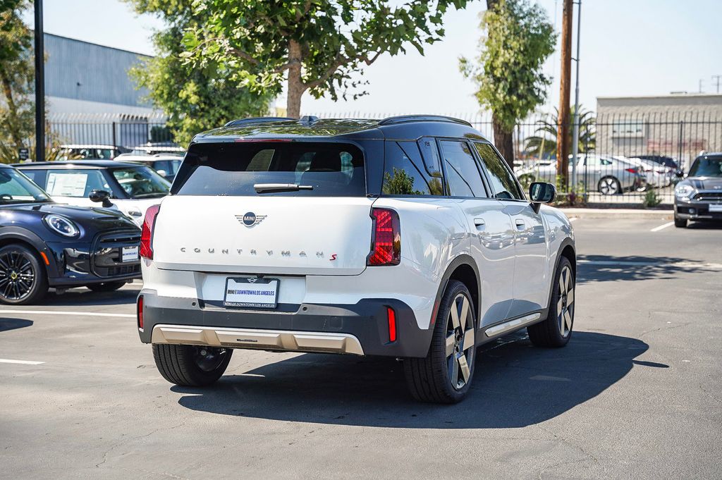 2025 MINI Cooper S Countryman  8