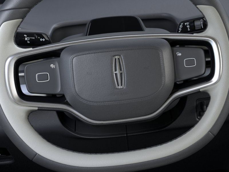 Thumbnail: 2025 Lincoln Navigator L - 12