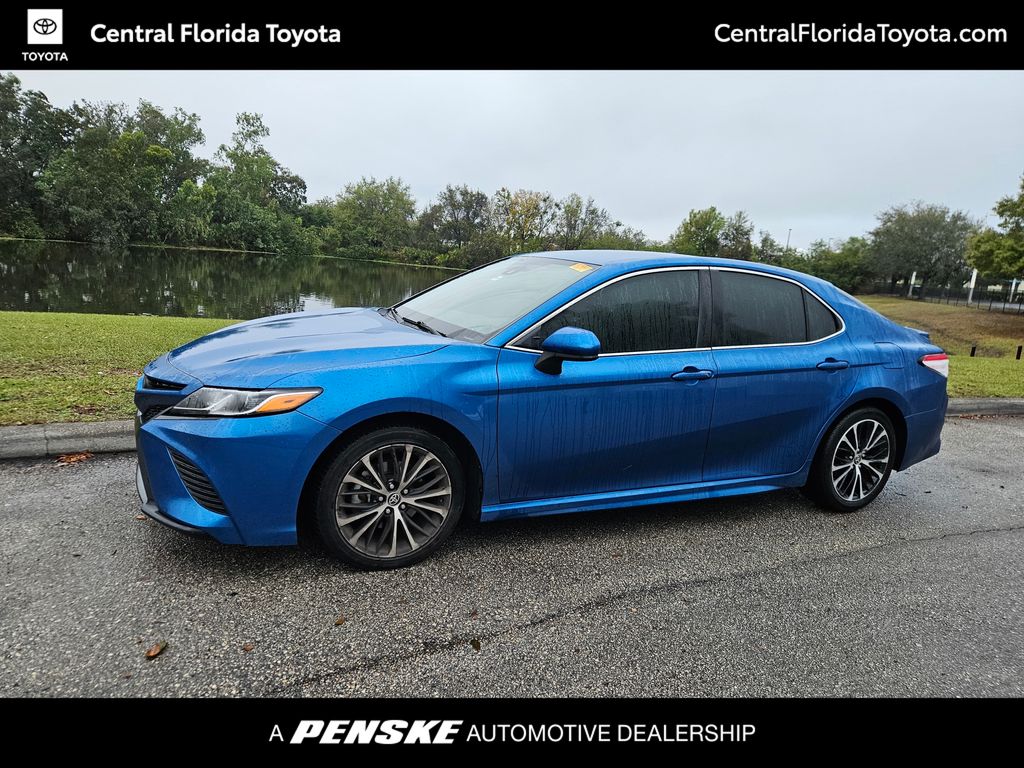 2020 Toyota Camry SE -
                Orlando, FL