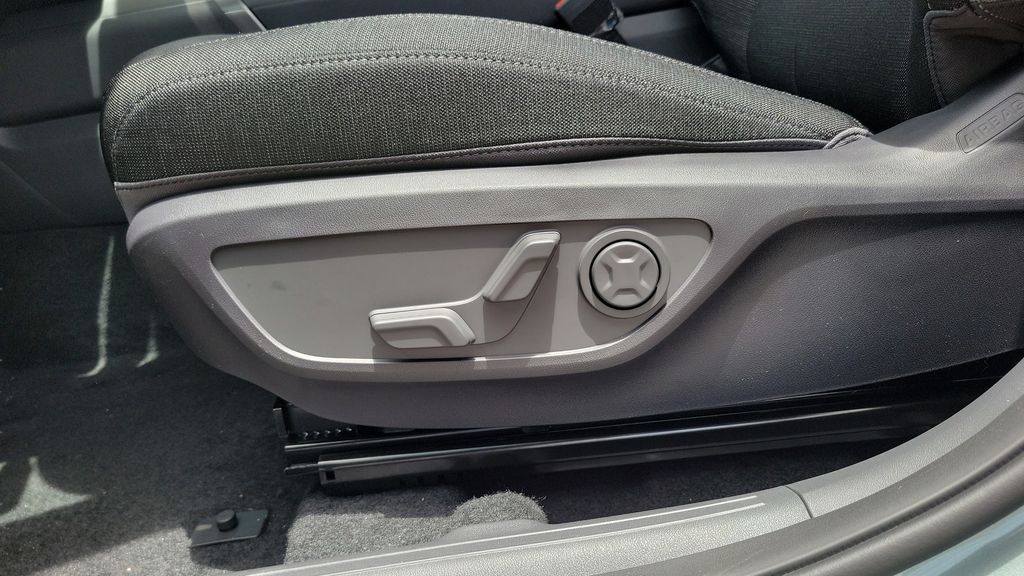 New 2027 Green Kia S image 16