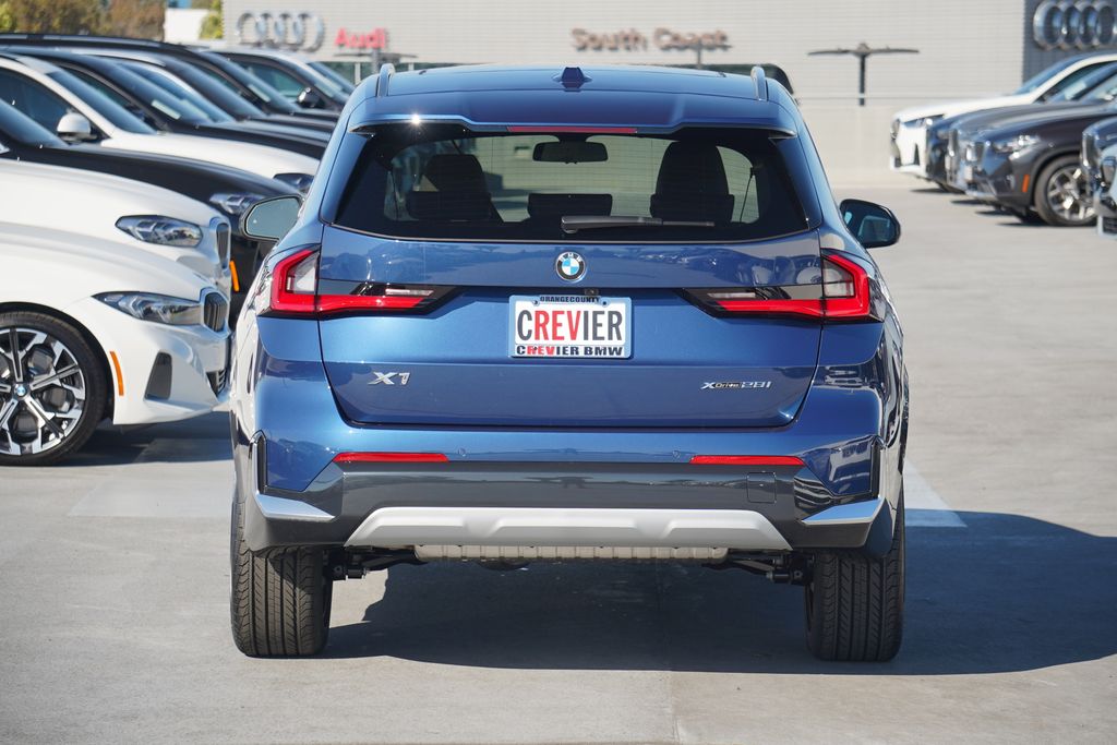 2025 BMW X1 xDrive28i 6