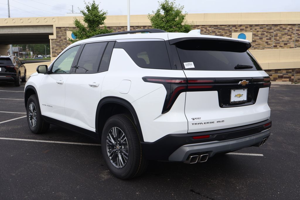 Thumbnail: 2026 Chevrolet Traverse - 11