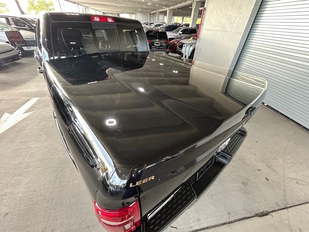 Used 2024 Diamond Black Crystal Pearlcoat Ram Longhorn image 40