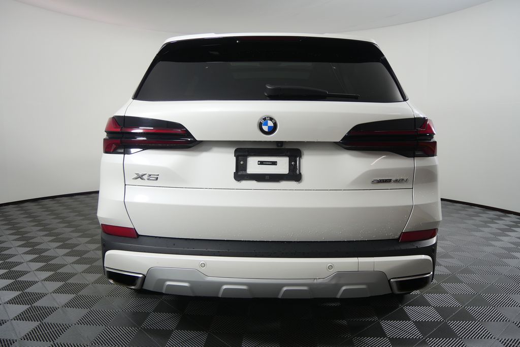 Thumbnail: 2024 BMW X5 - 4