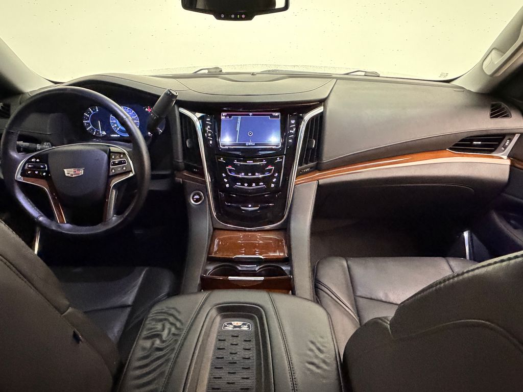 Thumbnail: 2017 Cadillac Escalade - 17