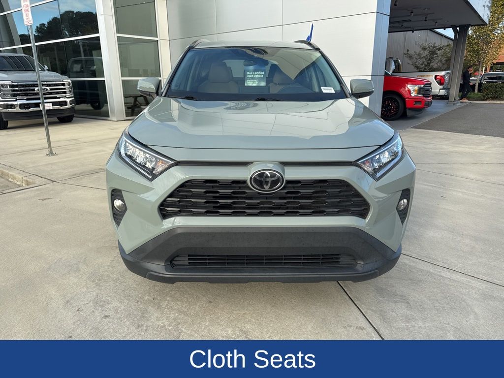 2020 Toyota RAV4 XLE