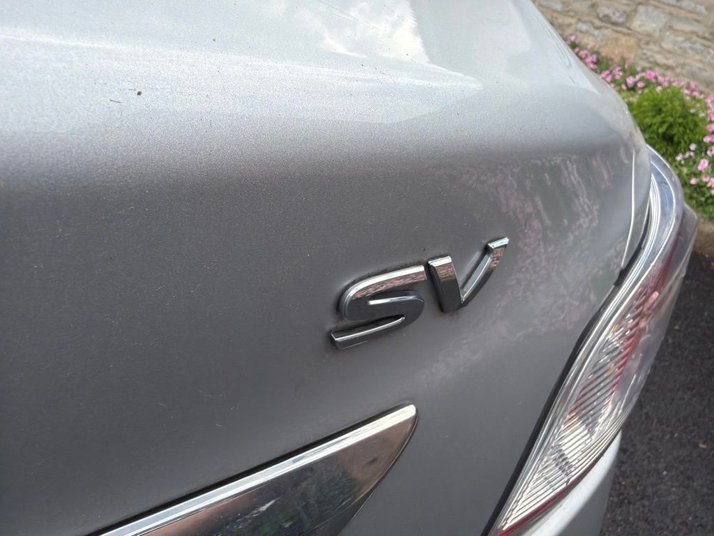 Used 2015 Silver Nissan 2.5 SV image 10