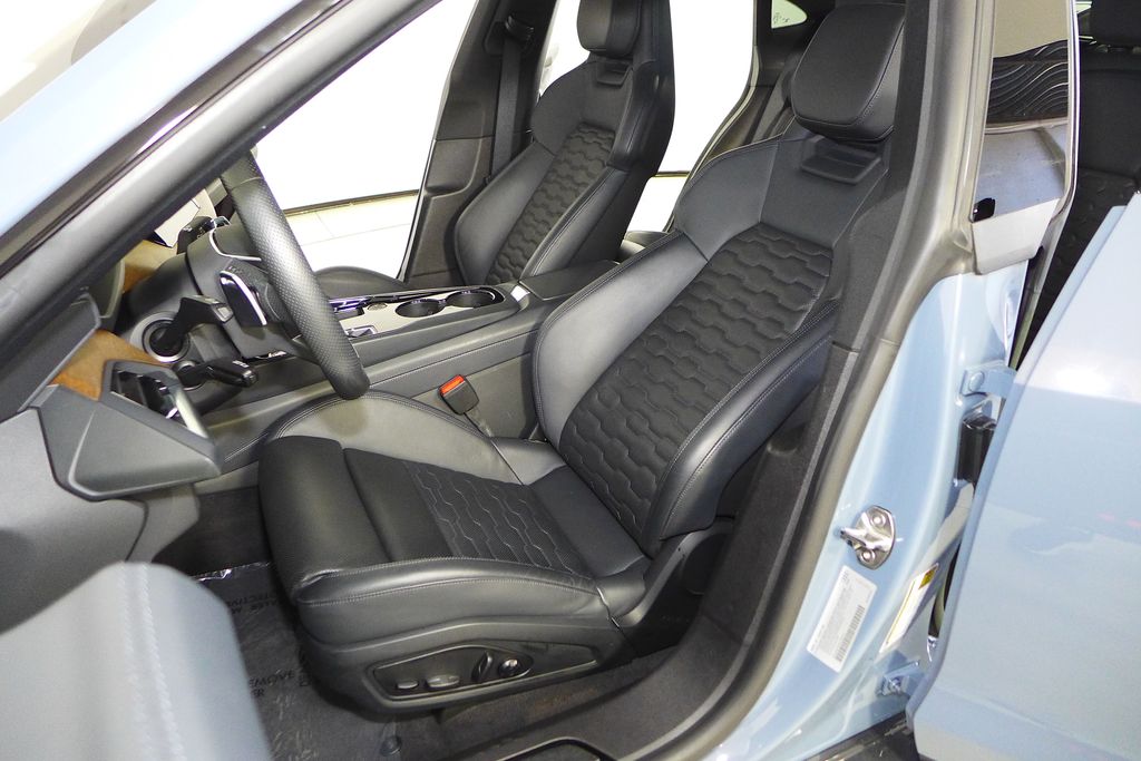 Thumbnail: 2024 Audi e-tron GT - 21