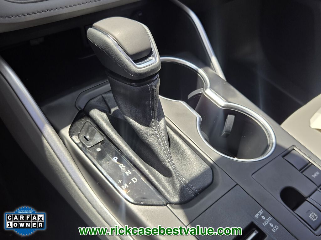 2023 Toyota Highlander - $34,990